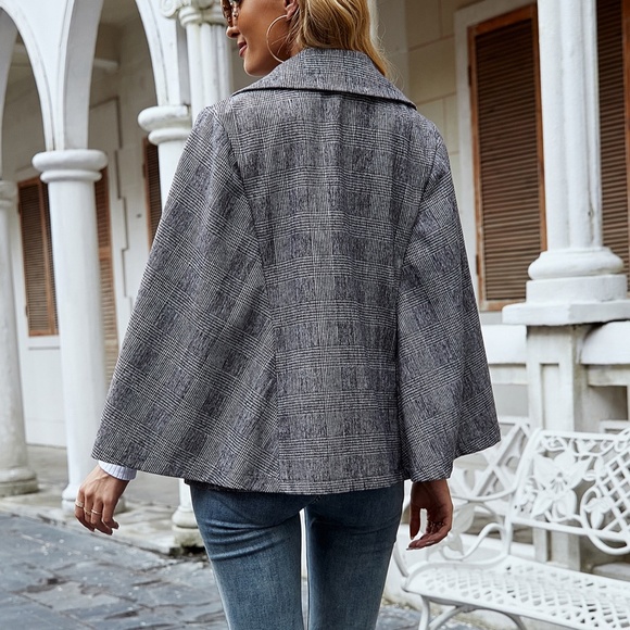 Classic Black Plaid Button up Cape Jacket Coat Minimalist - Picture 3 of 4